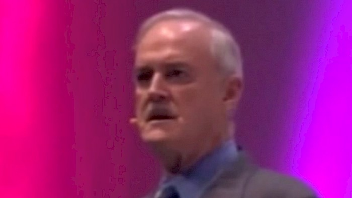 Tijdens de Pelgrimstocht je onbewuste benutten: inspiratie van John Cleese